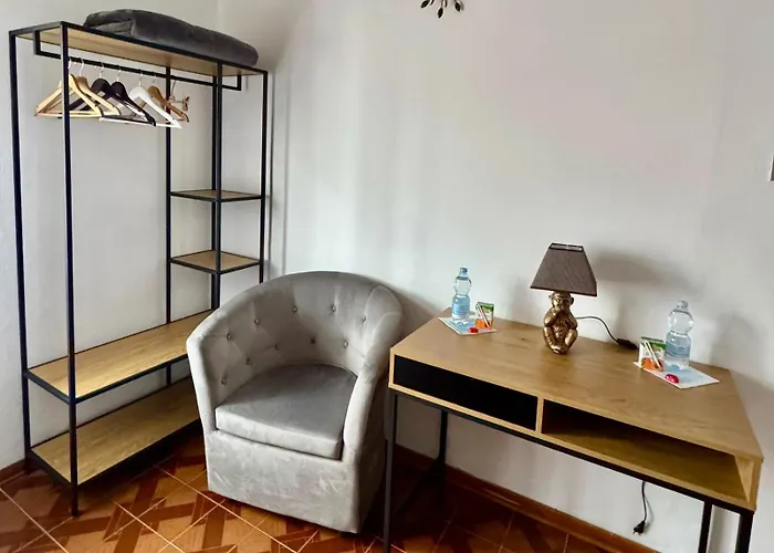 Cristina's House Penzion Ferrara